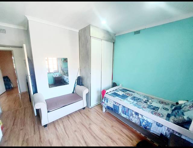 4 BEDROOM HOUSE FOR SALE IN PRIMROSE HILL